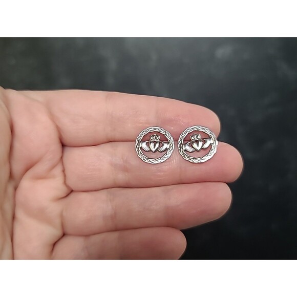 925 Sterling Silver Claddagh Stud Earrings Vintage Made In Ireland, READ - Picture 3 of 10